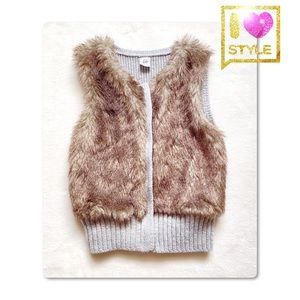 GAP Girls Faux Fur Vest (Size 4)